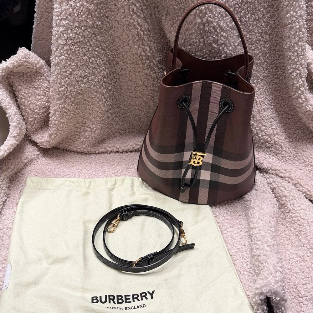 Burberry Dark Birch Small Drawstring Bucket - Picture 11 of 14